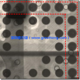 BGA錫球尺寸小于0.4mm，采用降低BGA內圍襲球的錫膏量所得到X-Ray，稍微留意一下可以發(fā)現(xiàn)最外圈的錫量(圓的直徑)比其他內圍的錫球上的錫量來得多一點點。也就是外圈的黑色圓形直徑比內圈的圓形來得大一點點。