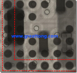 BGA錫球尺寸小于0.4mm，采用降低BGA內圍襲球的錫膏量所得到X-Ray，稍微留意一下可以發(fā)現(xiàn)最外圈的錫量(圓的直徑)比其他內圍的錫球上的錫量來得多一點點。也就是外圈的黑色圓形直徑比內圈的圓形來得大一點點。