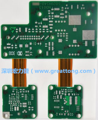 FPCB可作為多片功能載板的連接軟式板材。